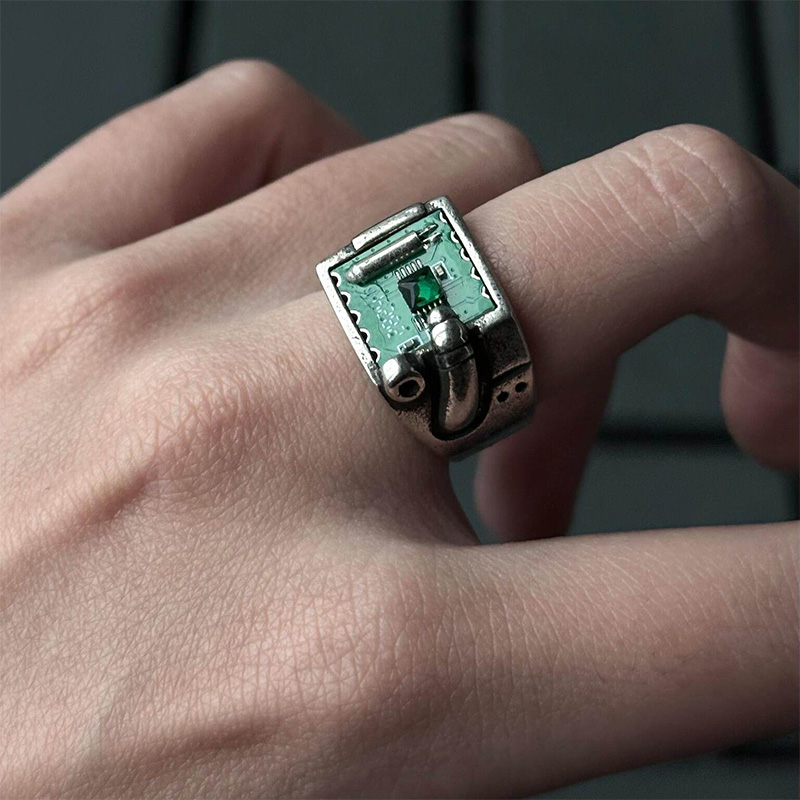 Tech Inspired PCB Pattern Ring - مراجعة Tech Accessories Industry وسعره