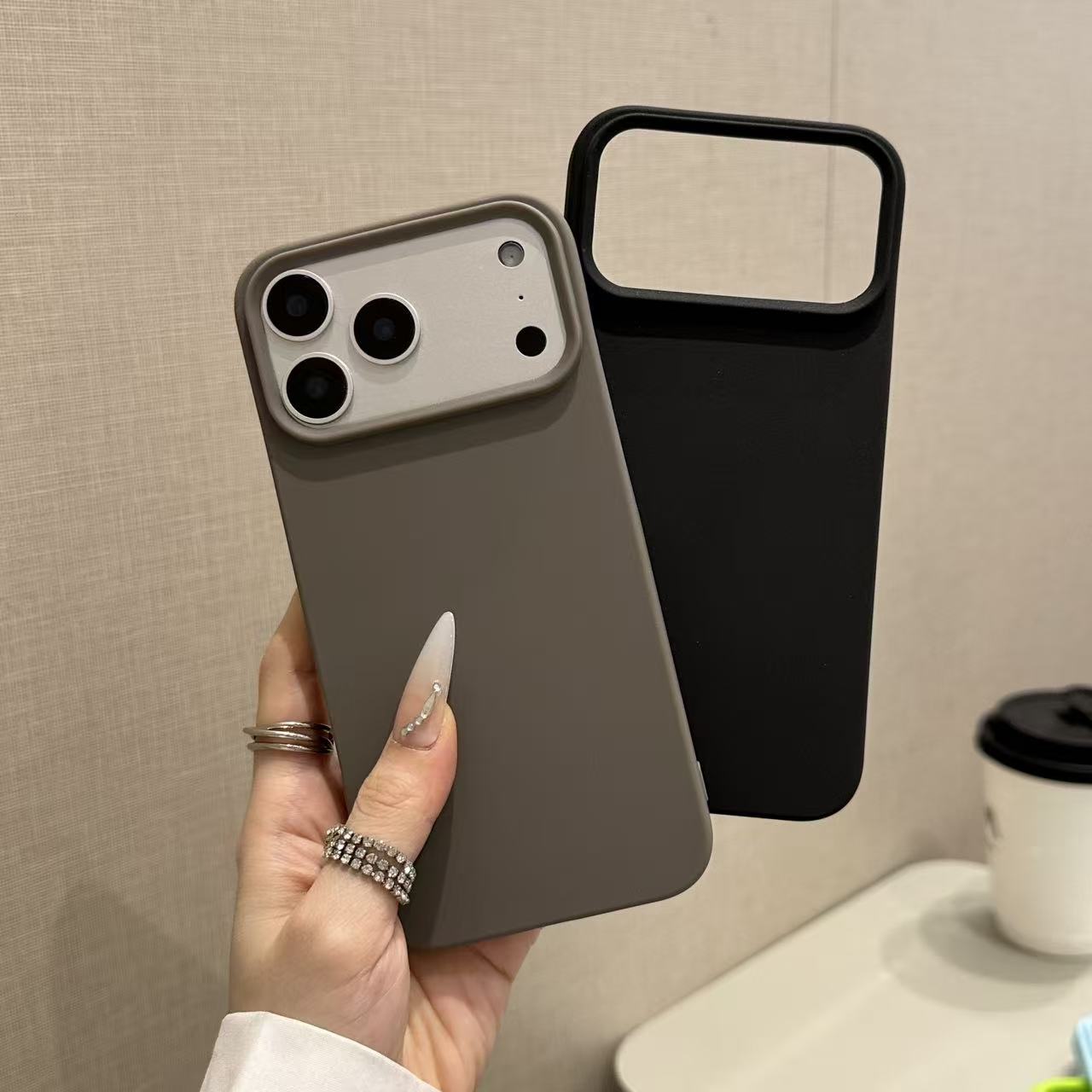 Matte Silicone Case For iPhone - مراجعة Tech Accessories Apple وسعره