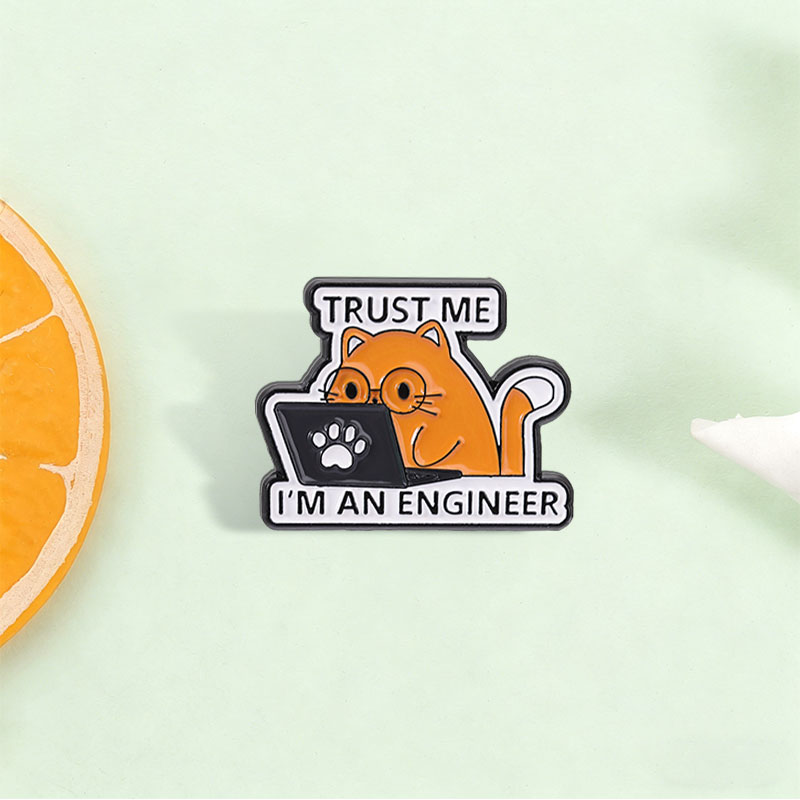 I'm An Engineer Quote Enamel P - مراجعة Tech Accessories For Laptop وسعره