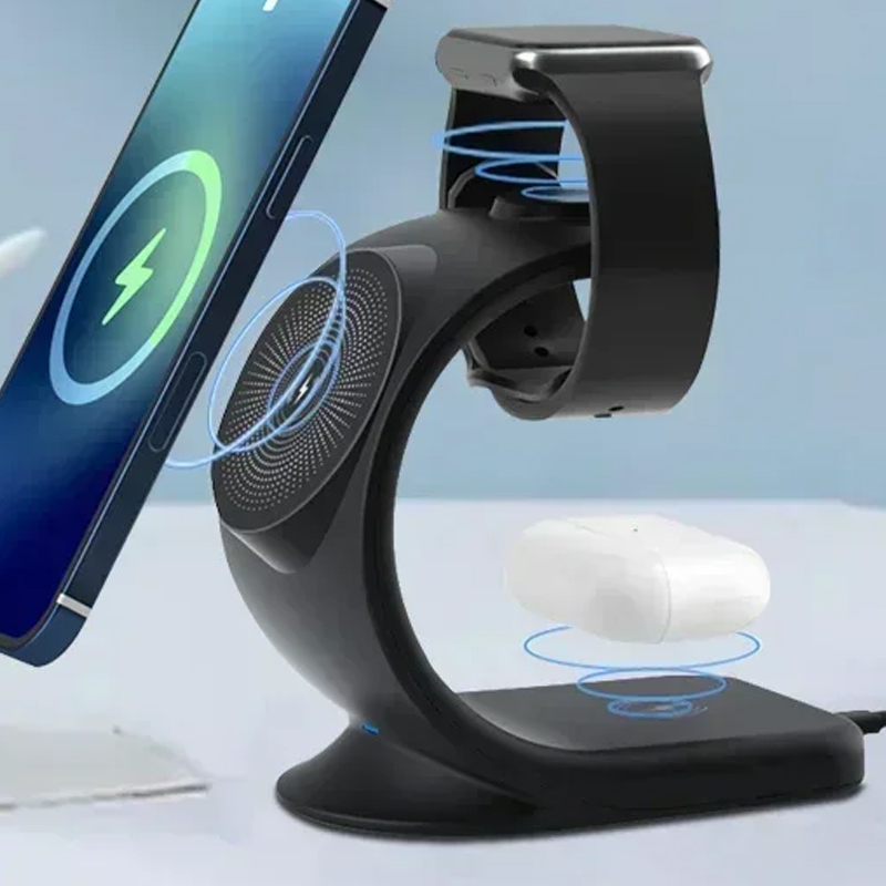 Magnetic Wireless Charger 3 in - مراجعة Wireless Charger 3 In 1 وسعره