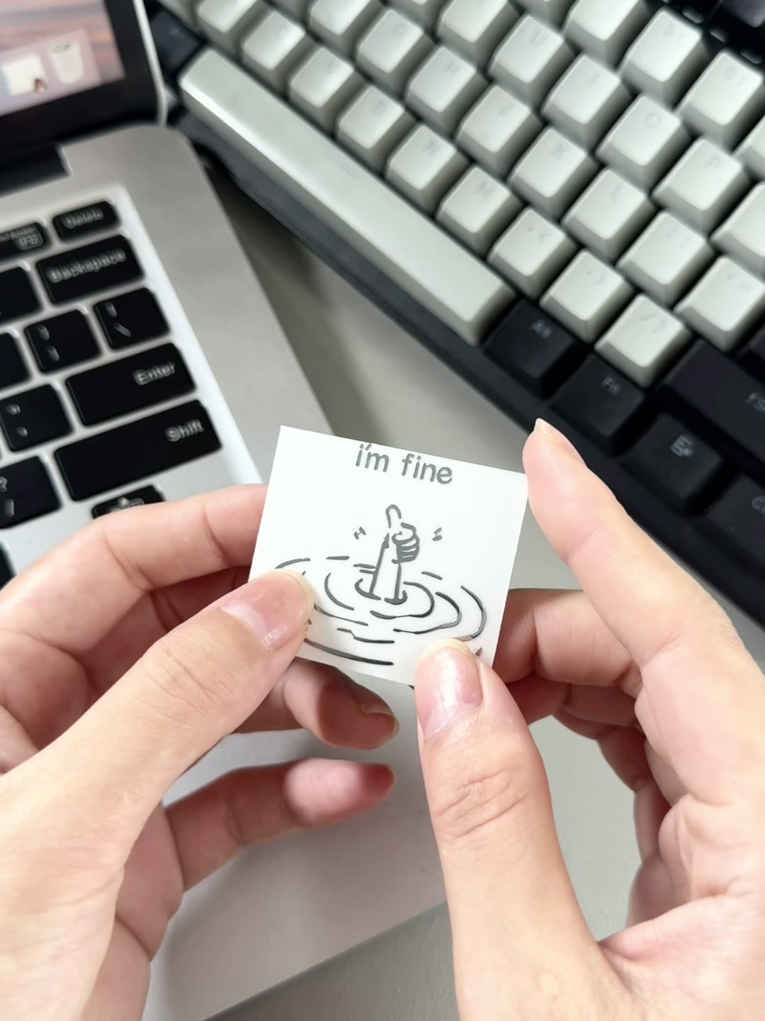 5/10Pcs I'M Fine, Funny, Sarca - مراجعة Tech Accessories For Laptop وسعره